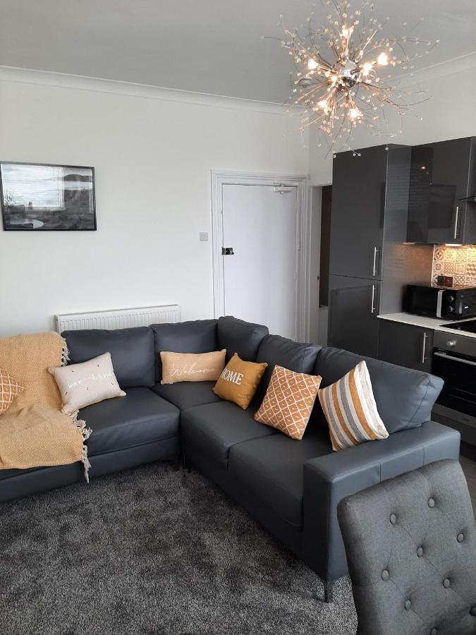 Beachmount Holiday Apartments Colwyn Bay Exteriör bild