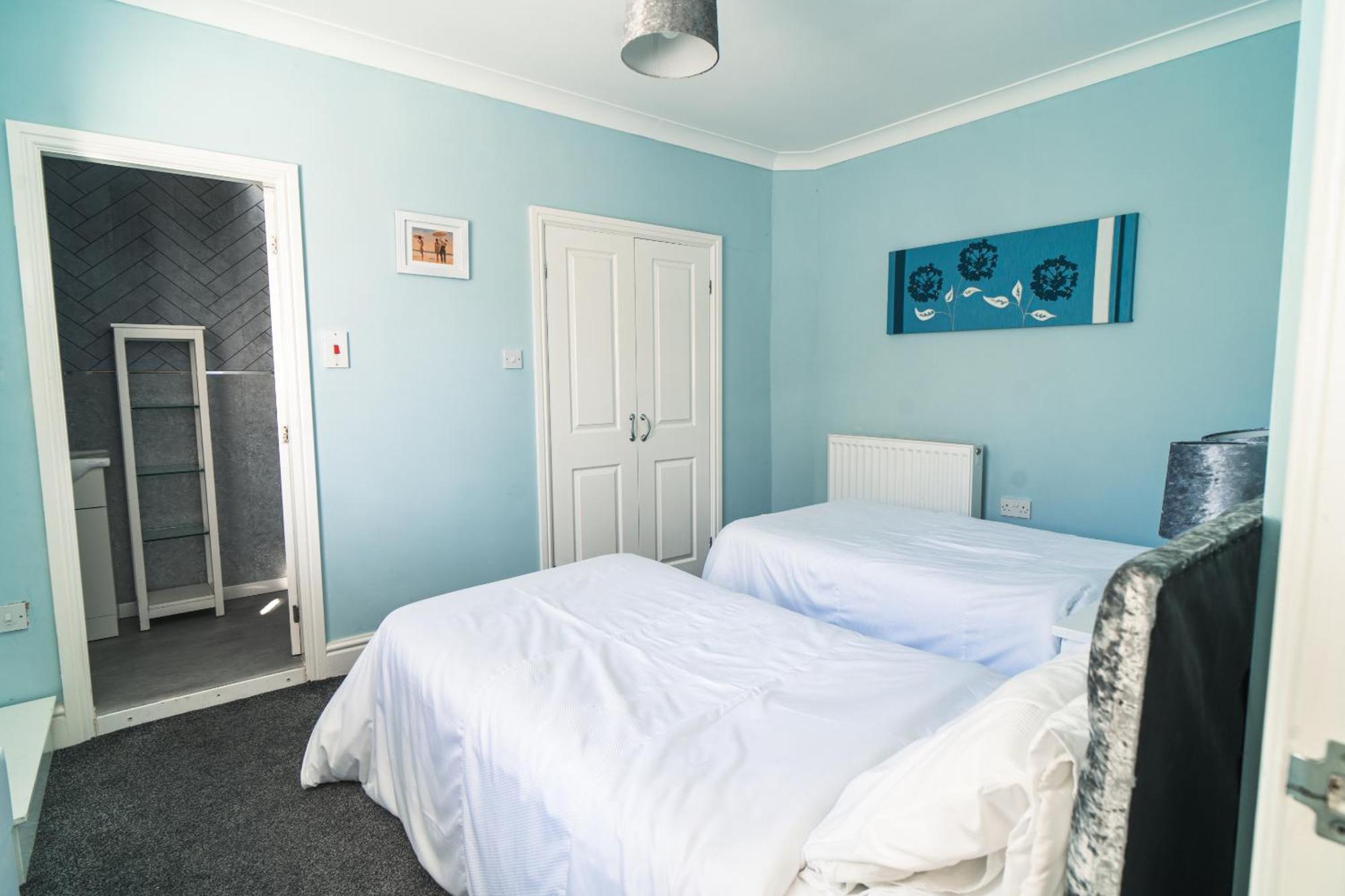 Beachmount Holiday Apartments Colwyn Bay Exteriör bild