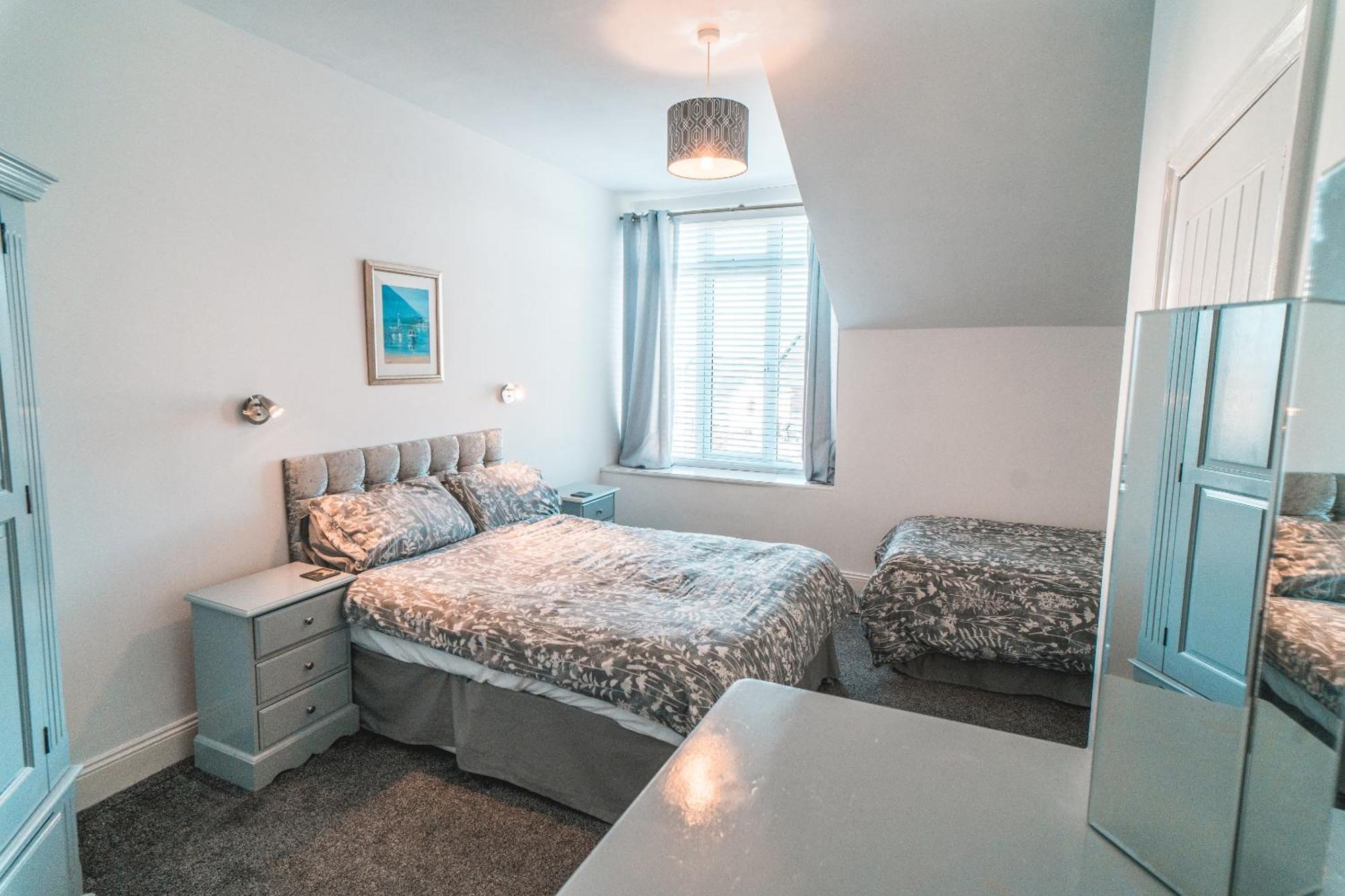 Beachmount Holiday Apartments Colwyn Bay Exteriör bild