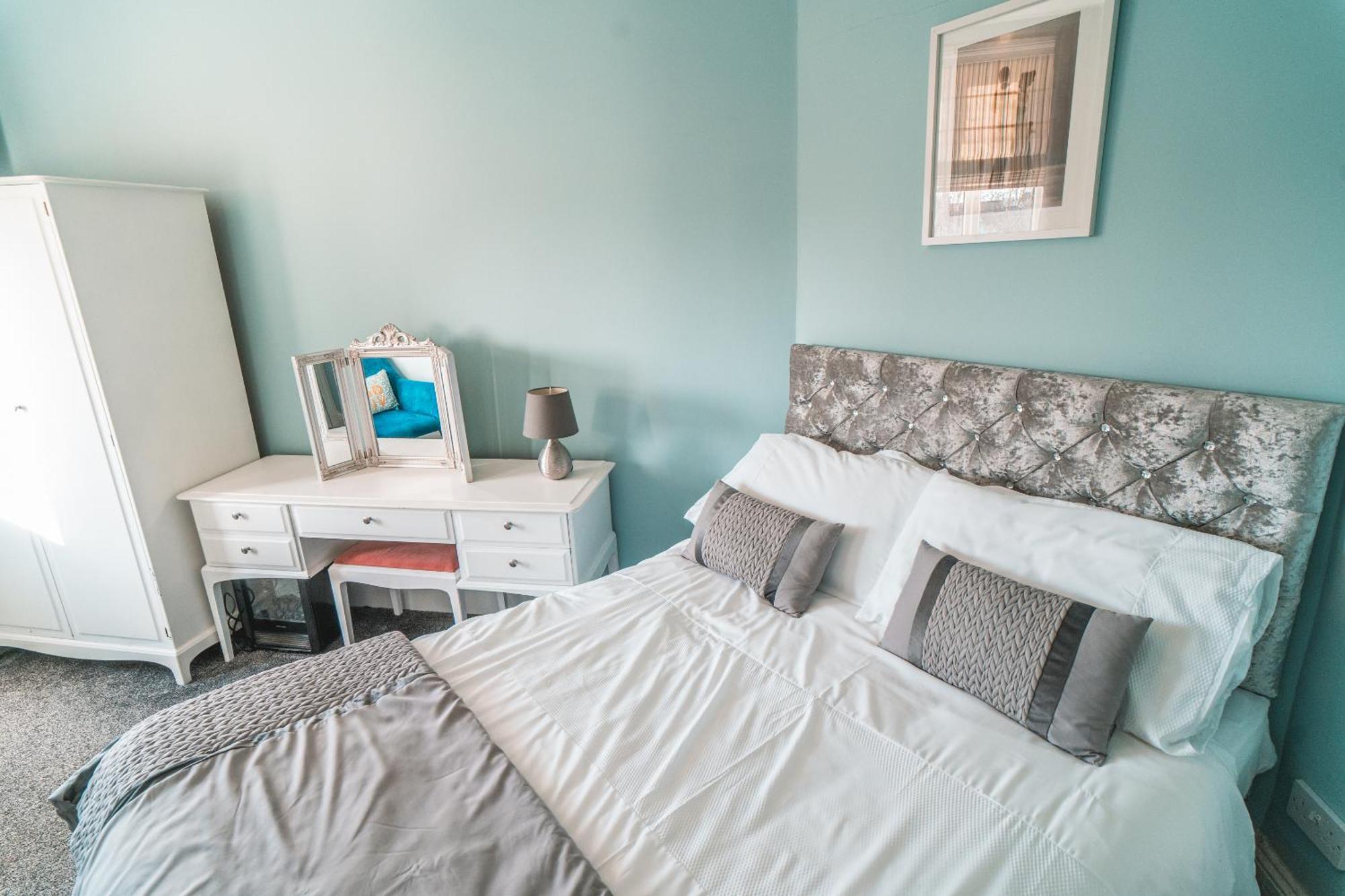 Beachmount Holiday Apartments Colwyn Bay Exteriör bild