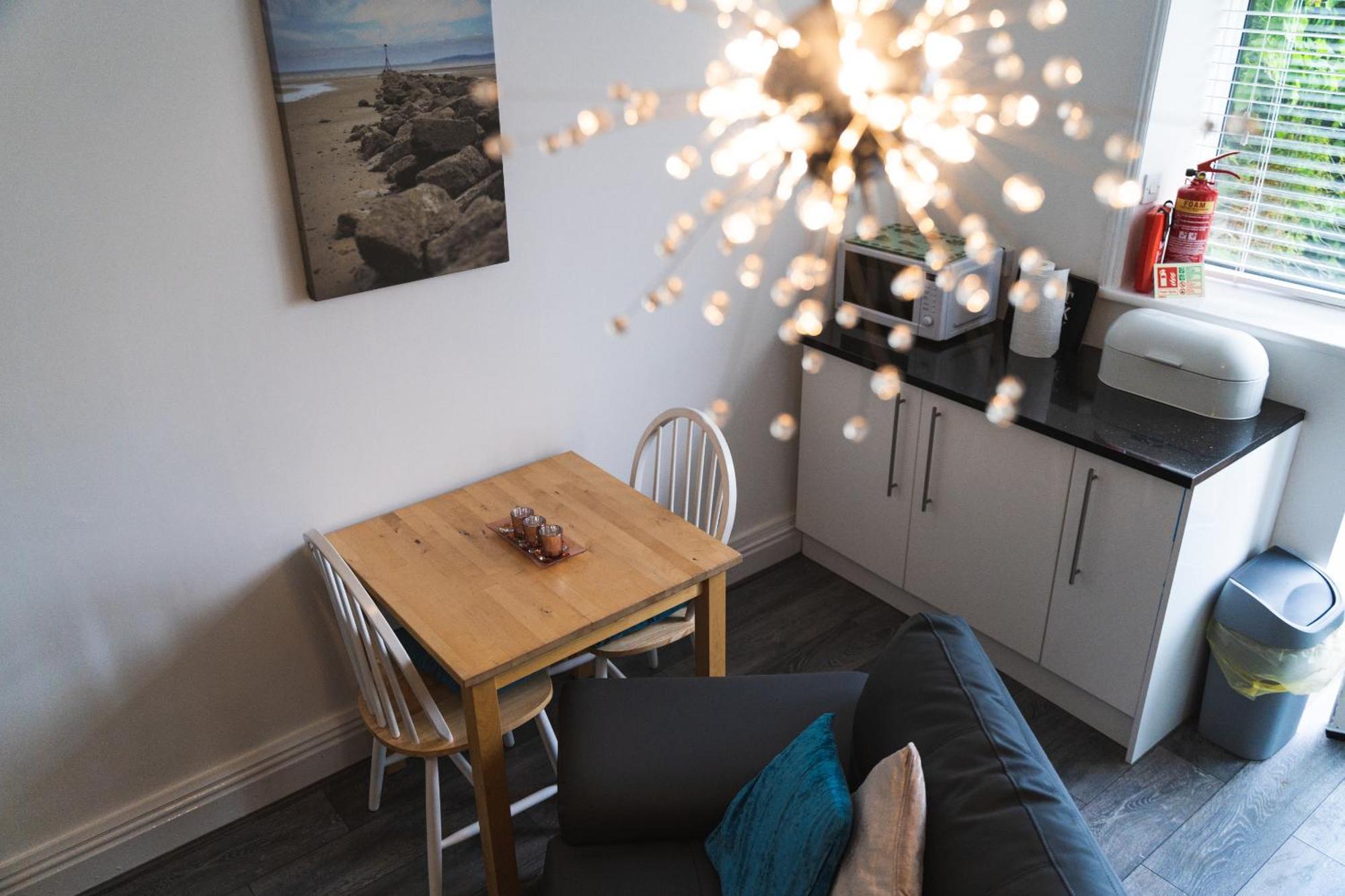 Beachmount Holiday Apartments Colwyn Bay Rum bild
